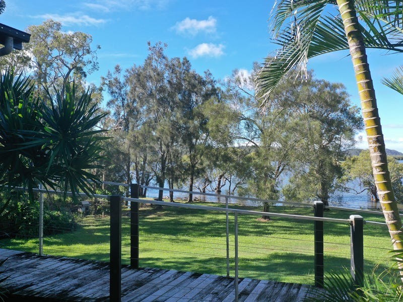 42 Carissa St, Russell Island QLD 4184