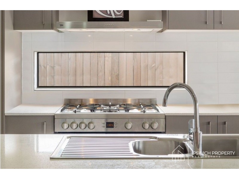 14 Rosella Way, Deebing Heights QLD 4306