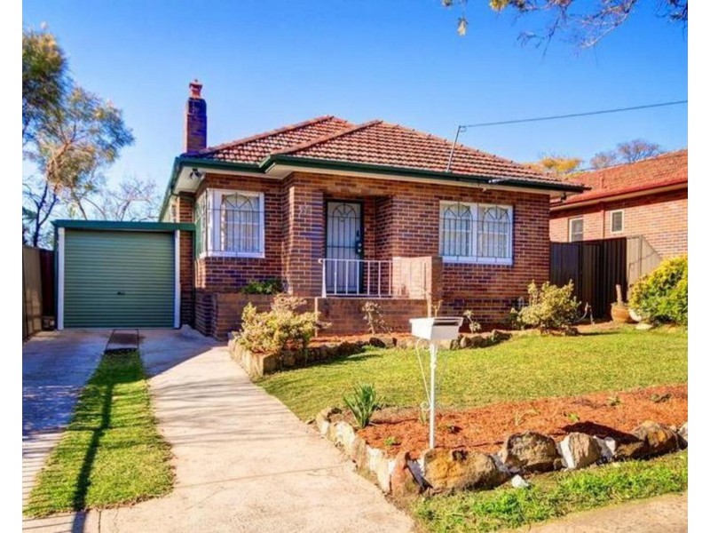 29 Cleary Avenue, Belmore NSW 2192