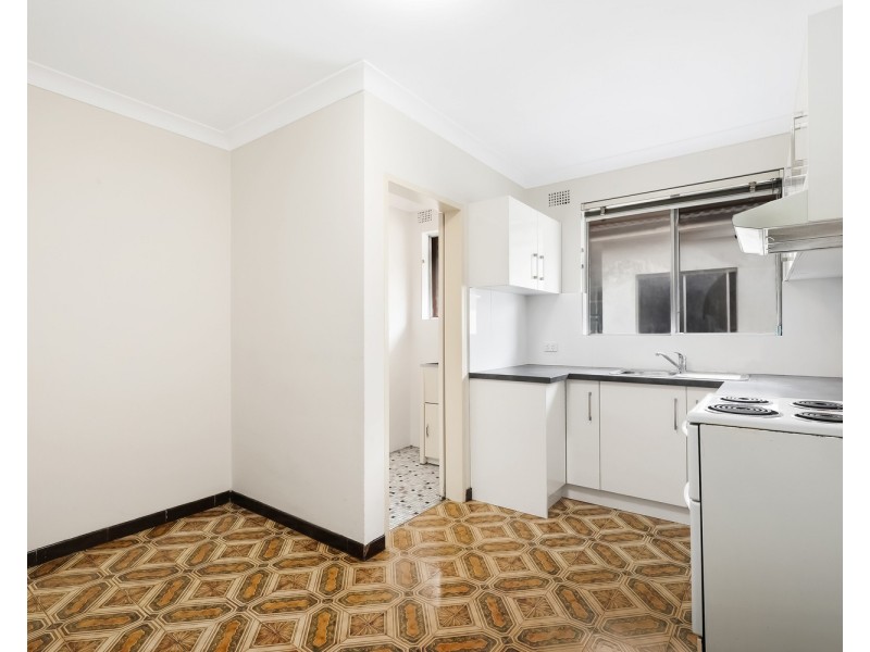 4/76 Park Street, Campsie NSW 2194