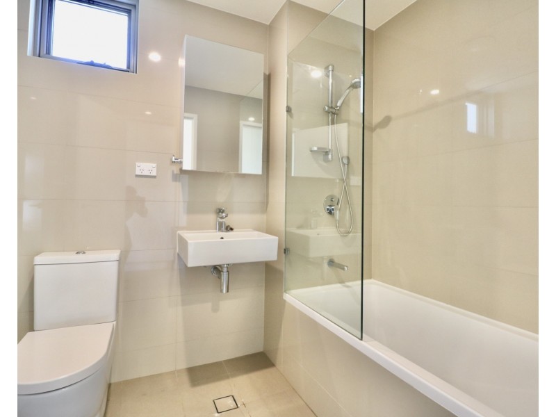 D301/2 Rowe Drive, Potts Hill NSW 2143