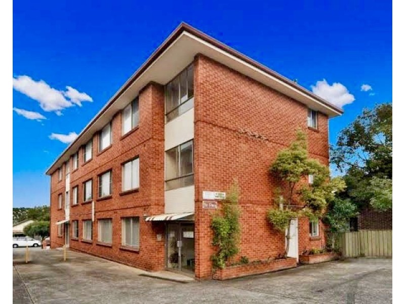 7/4 Howard Street, Canterbury NSW 2193