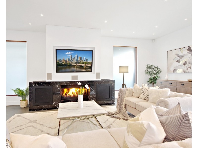 12 Rogers Street, Roselands NSW 2196