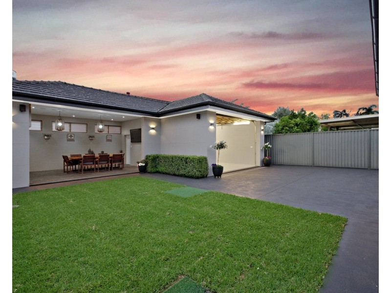 12 Rogers Street, Roselands NSW 2196