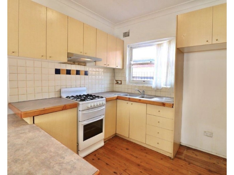 1/99 Leylands Parade, Belmore NSW 2192