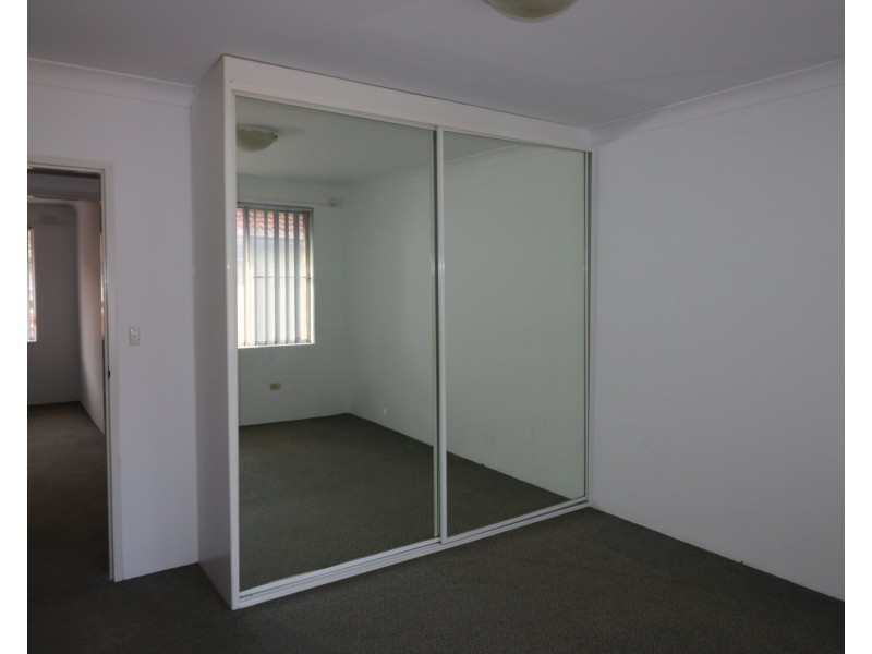 6/104 Leylands Parade, Belmore NSW 2192