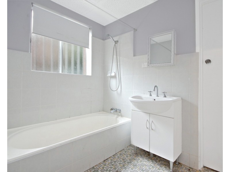 7/4 Howard Street, Canterbury NSW 2193