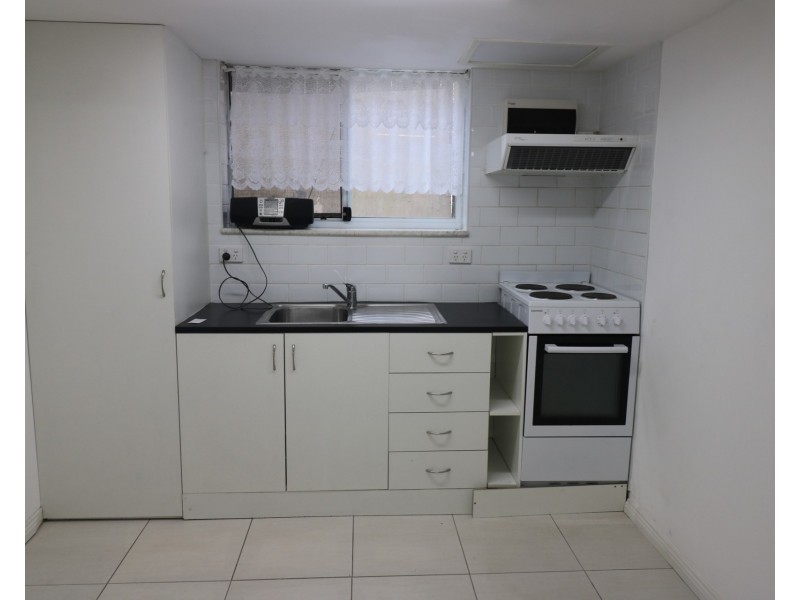 GF/2a Phillip Street, Roselands NSW 2196