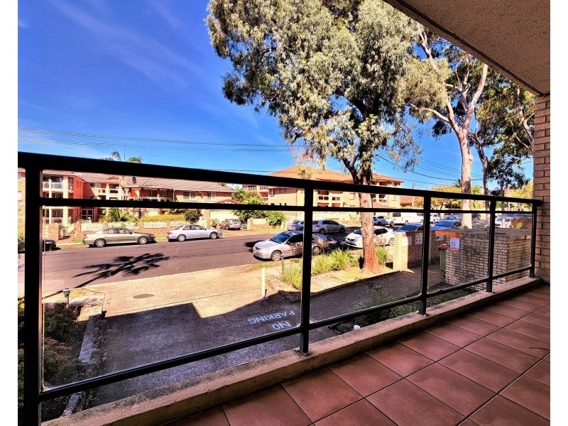 2/35-37 Brandon Avenue, Bankstown NSW 2200