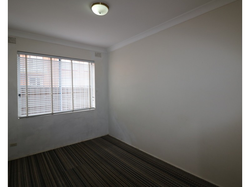 2/64 Amy Street, Campsie NSW 2194