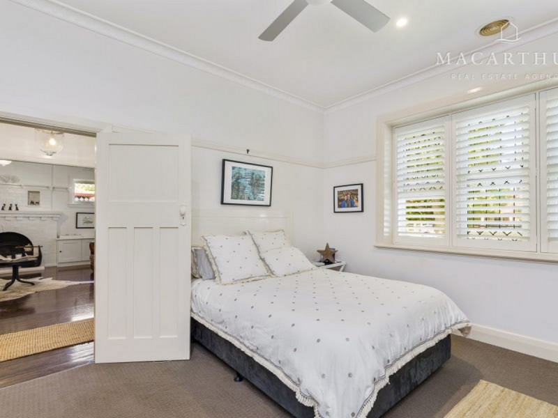 21 Jackson Street, Wagga Wagga NSW 2650