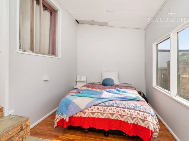 25 Leavenworth Drive, Mount Austin NSW 2650