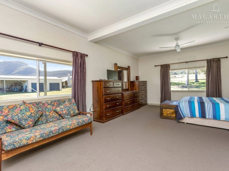 363 Vincents Road, The Rock NSW 2655