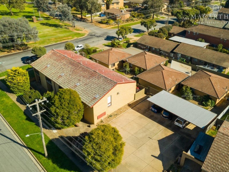1-4/19 Nordlingen Drive, Tolland NSW 2650