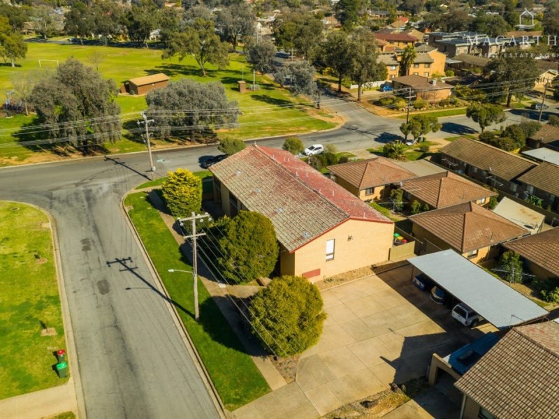 1-4/19 Nordlingen Drive, Tolland NSW 2650