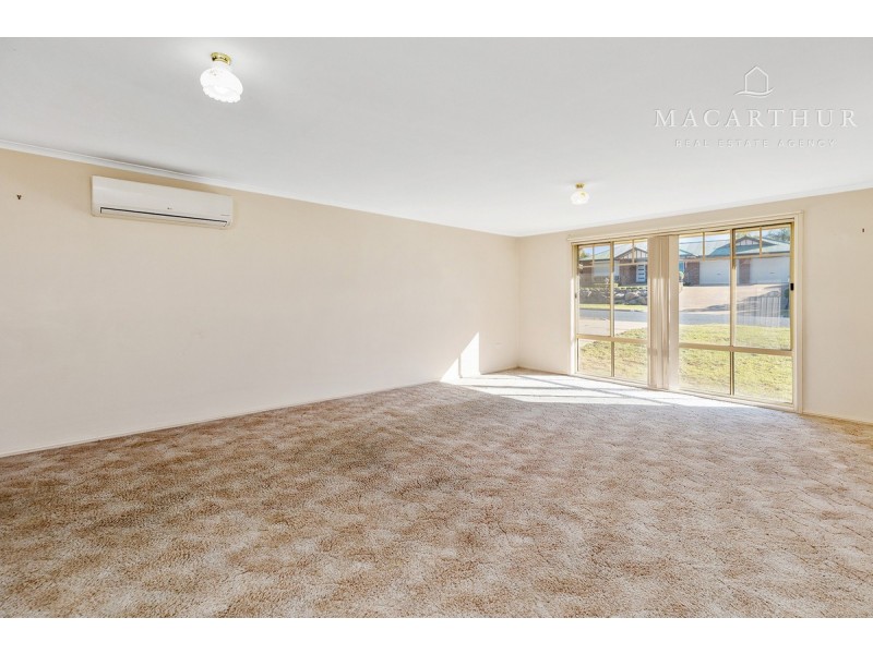 1&2/15 Yeomans Place, Kooringal NSW 2650