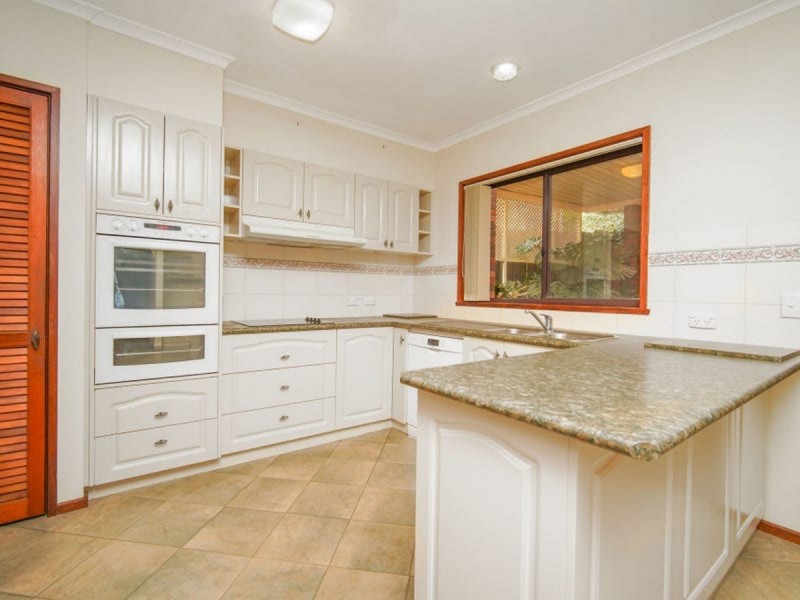 79 Simkin Crescent, Kooringal NSW 2650