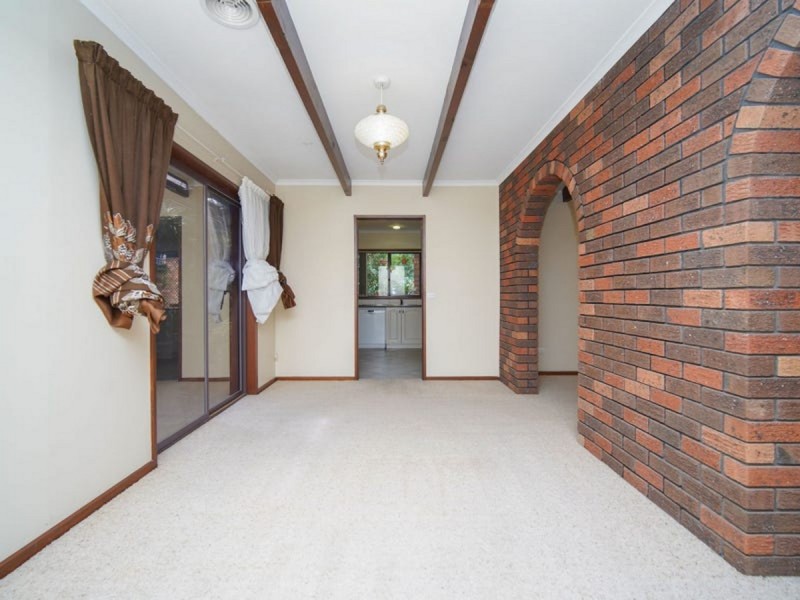 79 Simkin Crescent, Kooringal NSW 2650
