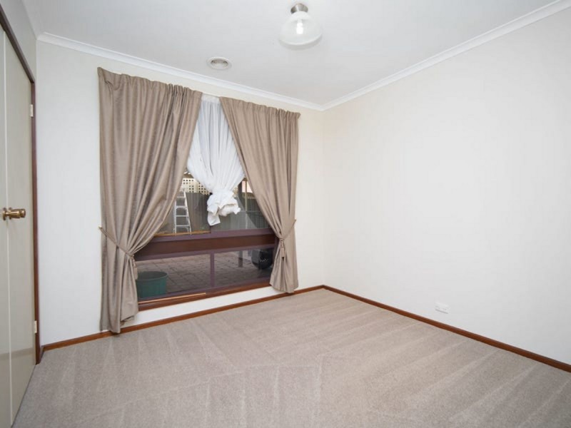 79 Simkin Crescent, Kooringal NSW 2650