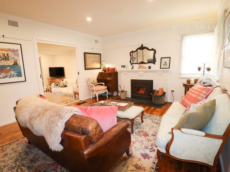 70 Mitchelmore Street, Turvey Park NSW 2650