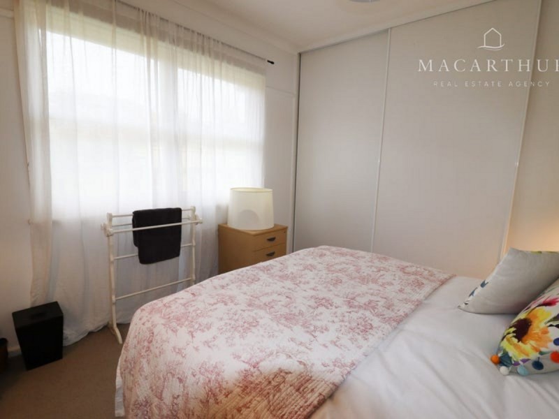 70 Mitchelmore Street, Turvey Park NSW 2650