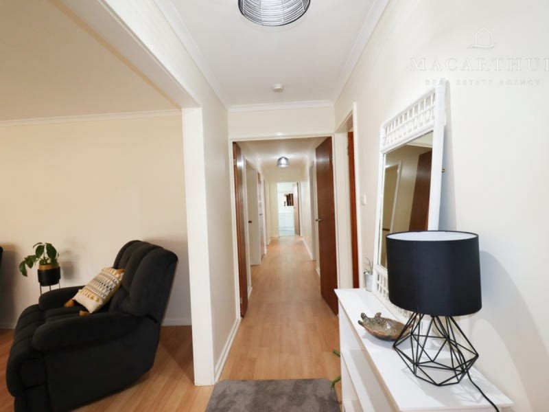 2 Egret Place, Estella NSW 2650