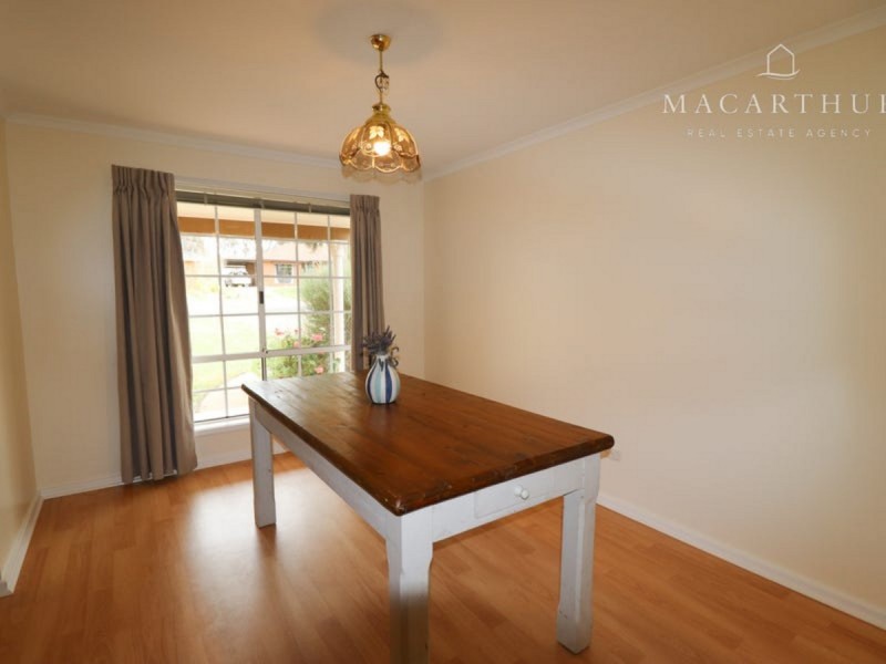 2 Egret Place, Estella NSW 2650