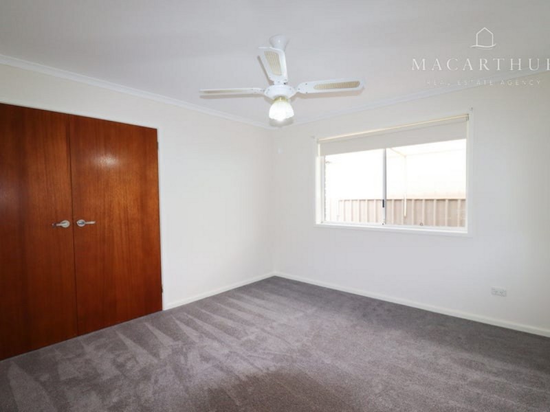 2 Egret Place, Estella NSW 2650
