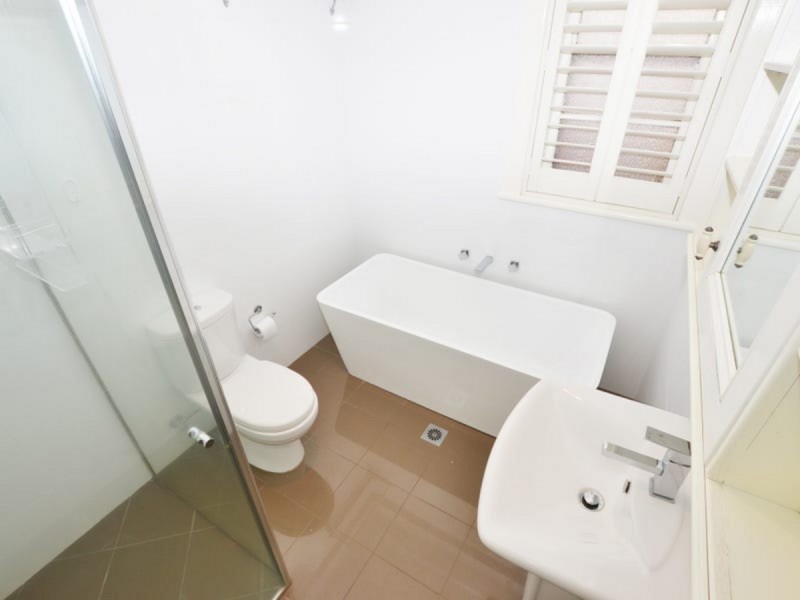 31 Mitchelmore Street, Turvey Park NSW 2650