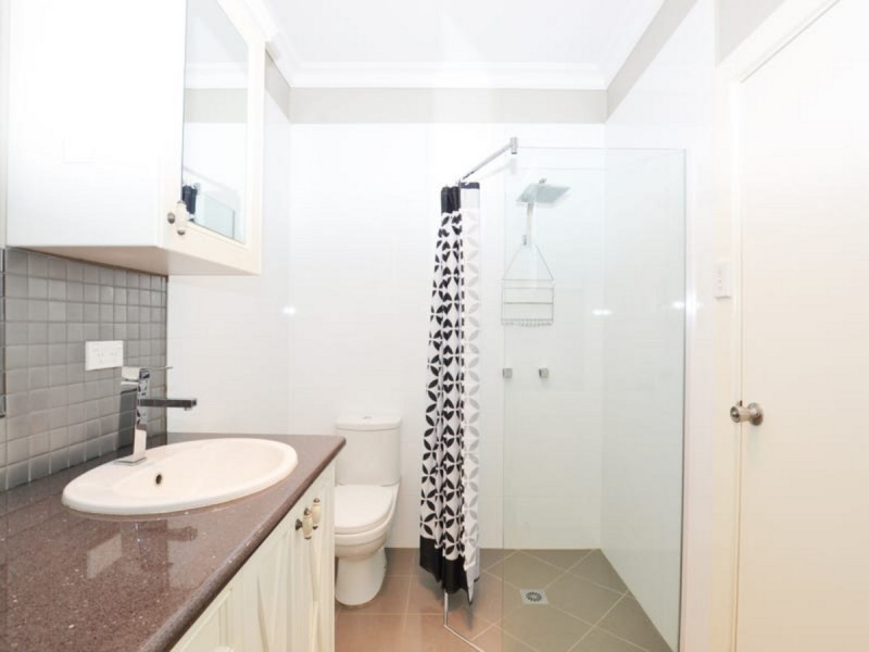 31 Mitchelmore Street, Turvey Park NSW 2650
