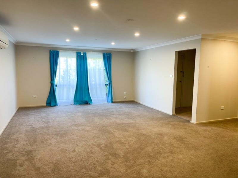 2/3 Travers Street, Wagga Wagga NSW 2650
