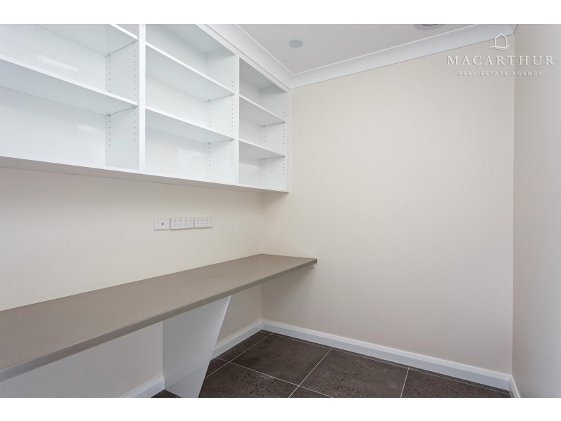 13 Goonawarra Street, Gobbagombalin NSW 2650