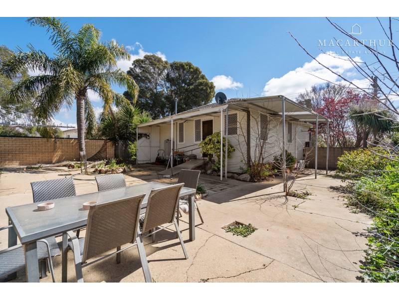 44 Ashmont Avenue, Ashmont NSW 2650