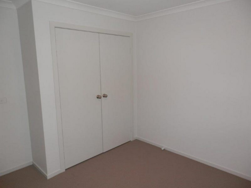 3 Batlow Way, Gobbagombalin NSW 2650