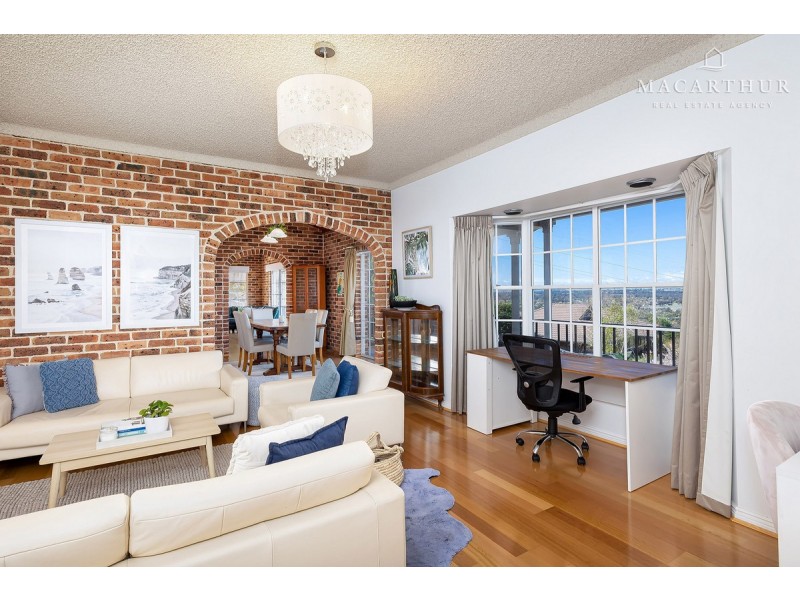 2 Loru Close, Kooringal NSW 2650