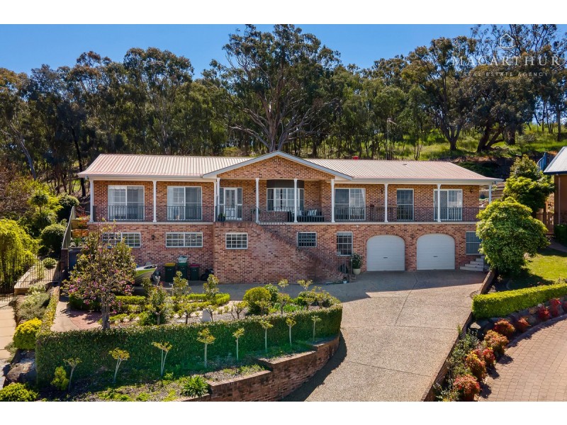 2 Loru Close, Kooringal NSW 2650