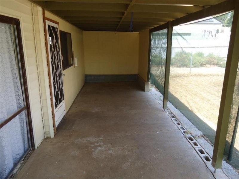 8 Rudd Street, Wagga Wagga NSW 2650