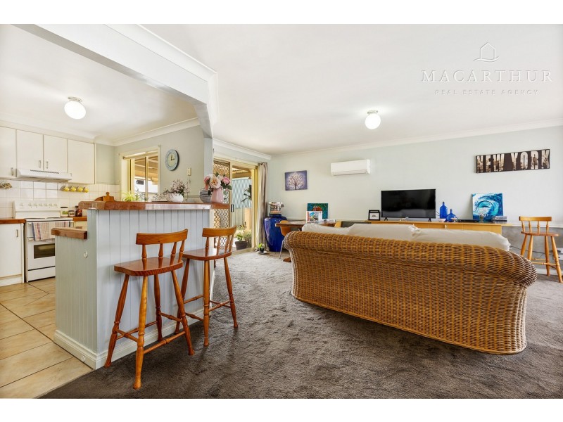 102 Raye Street, Tolland NSW 2650