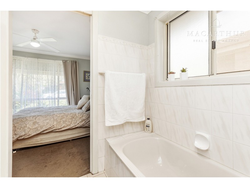 102 Raye Street, Tolland NSW 2650