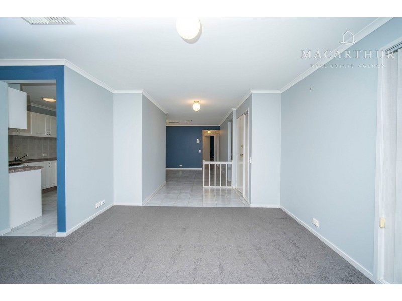 4 Mangrove Crescent, Forest Hill NSW 2651