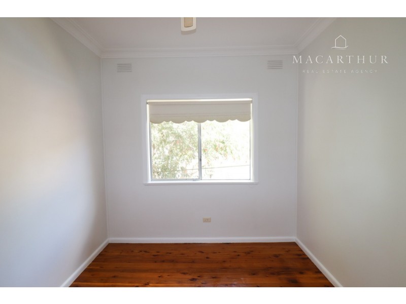 93 Meadow Street, Kooringal NSW 2650
