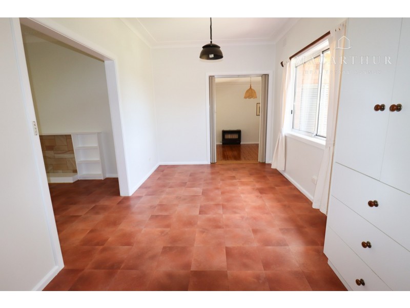 93 Meadow Street, Kooringal NSW 2650