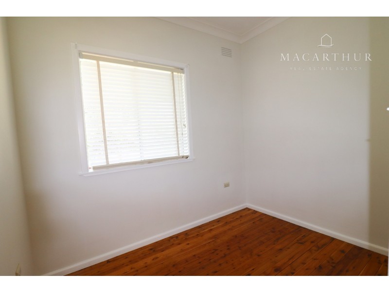 93 Meadow Street, Kooringal NSW 2650