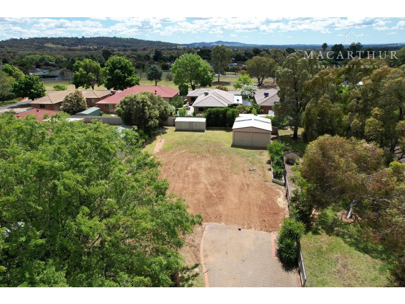 4 Frances Court, Ashmont NSW 2650