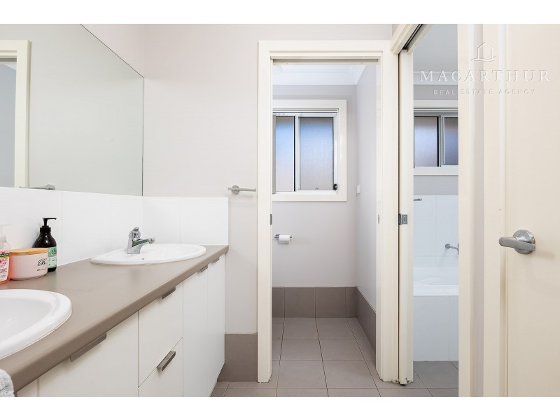 5 Burrundulla Road, Bourkelands NSW 2650