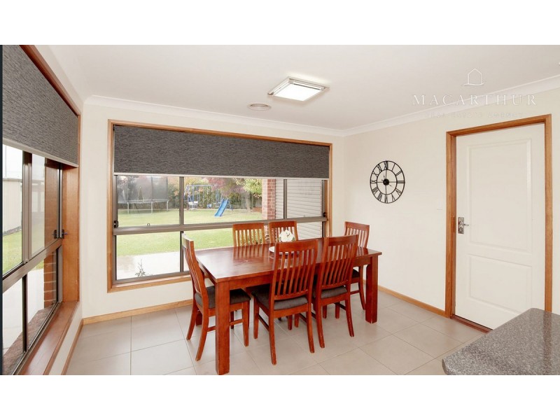 4 Alma Crescent, Estella NSW 2650
