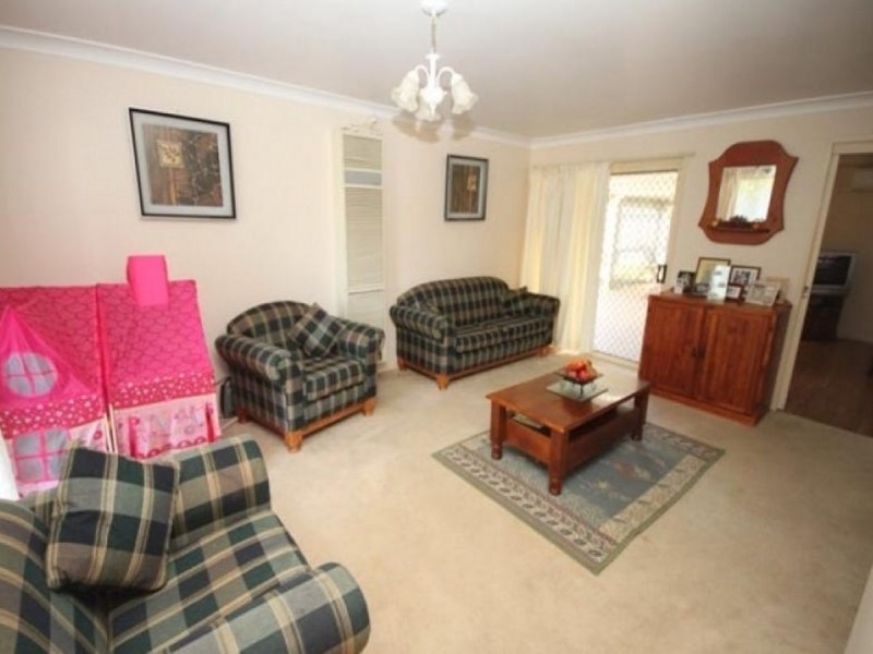 20 Sackville Drive, Forest Hill NSW 2651