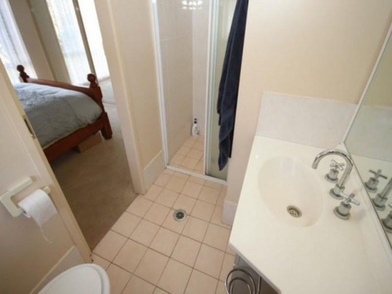 20 Sackville Drive, Forest Hill NSW 2651
