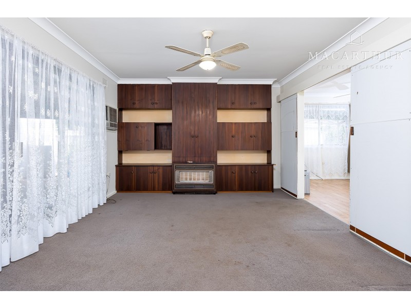 8 Cobb Street, Tolland NSW 2650