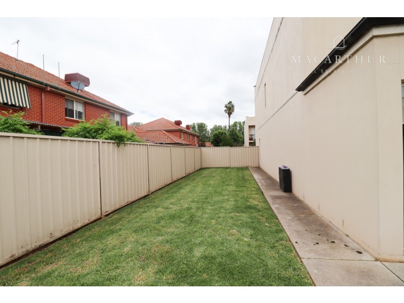 18/20 Travers Street, Wagga Wagga NSW 2650